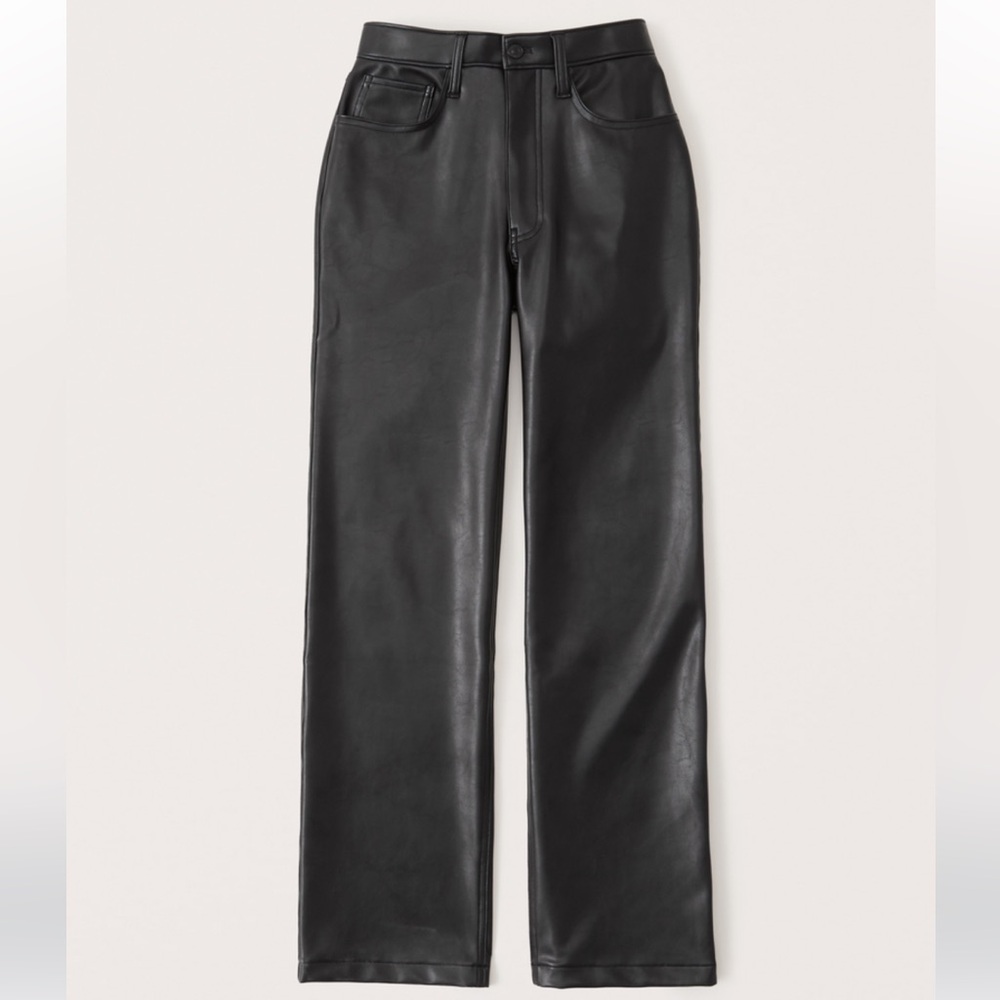 Abercrombie Curve Love Vegan Leather 90s relaxed pant
